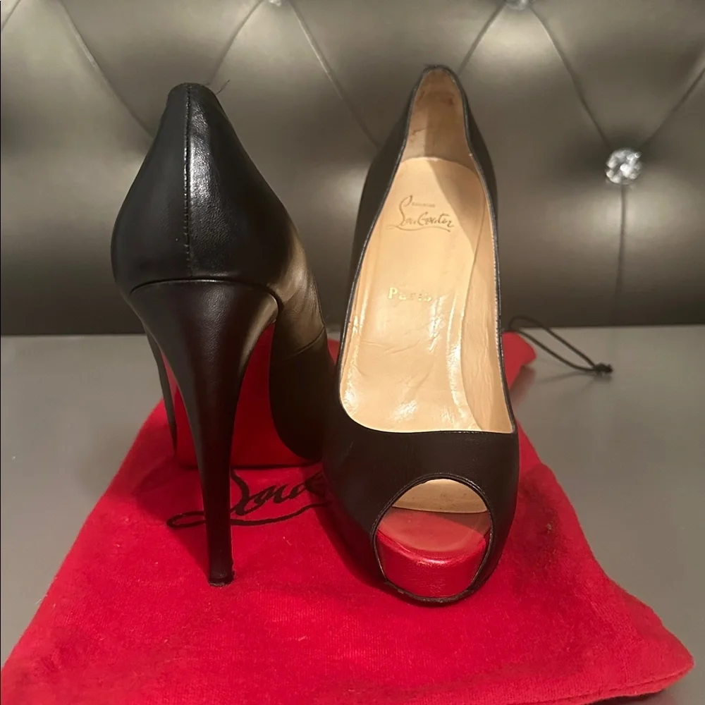 Christian Louboutin Black and Red Peep-Toe Heels - Picture 3 of 6